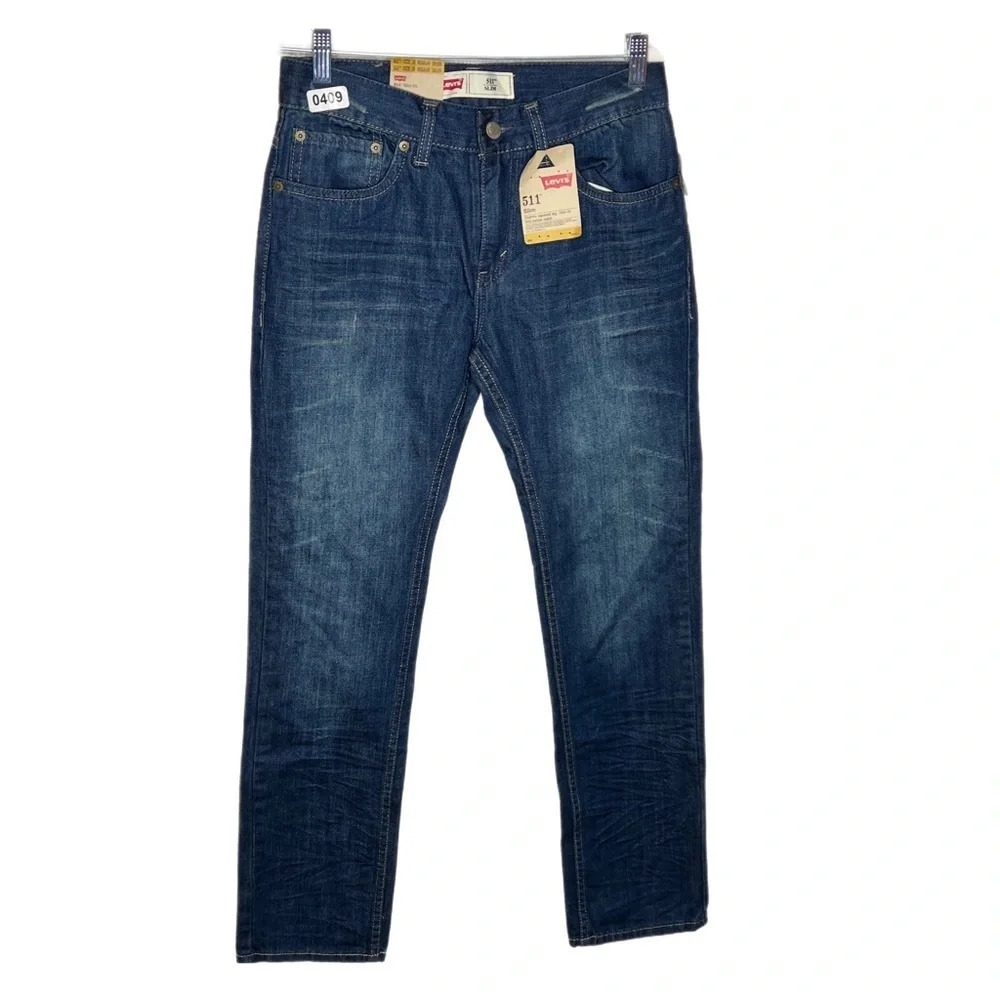 Levi’s Jeans 511 Slim. Waist 28. Length 38.  NWT. Tapered Leg